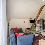 Im Haus Kreuzthal *